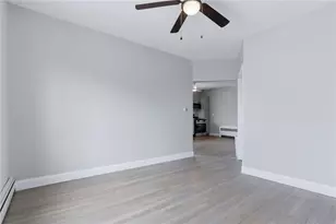 135 Boutwell St, Pawtucket, RI 02860 - Photo 9