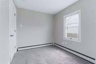 135 Boutwell St, Pawtucket, RI 02860 - Photo 13