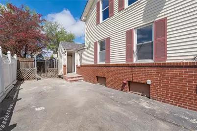 8 Fenner Street, Pawtucket, RI 02860 - Photo 31