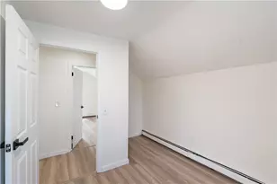 8 Fenner St, Pawtucket, RI 02860 - Photo 21