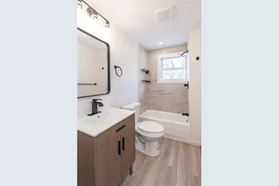 8 Fenner Street, Pawtucket, RI 02860 - Photo 25