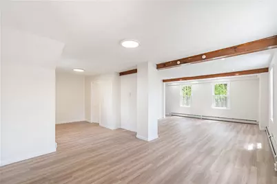 8 Fenner Street, Pawtucket, RI 02860 - Photo 5