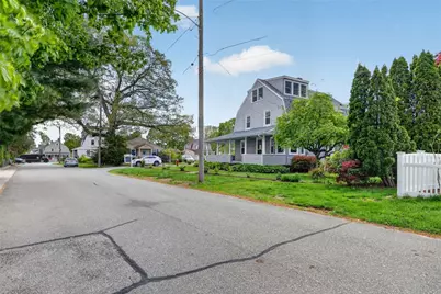 7 Allard Street, Warwick, RI 02889 - Photo 5