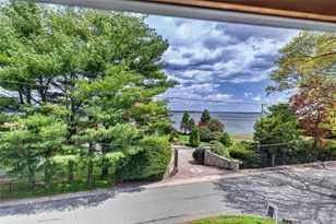 7 Allard St, Warwick, RI 02889 - Photo 31
