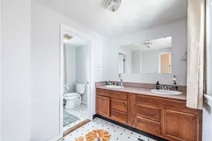 3428 W Shore Rd, Warwick, RI 02886 - Photo 35