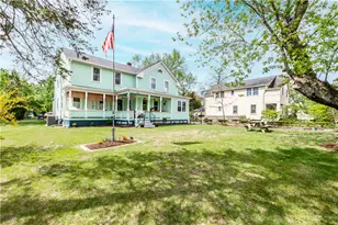 3428 W Shore Rd, Warwick, RI 02886 - Photo 5