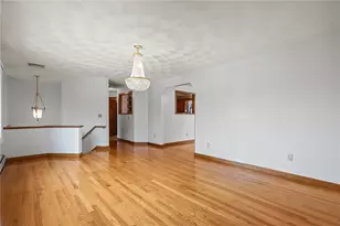 190 Curran Rd, Cumberland, RI 02864 - Photo 9