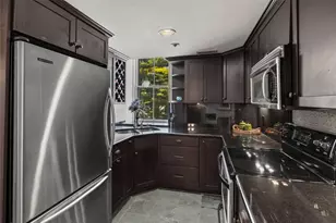 6 Howe Ave, Newport, RI 02840 - Photo 7