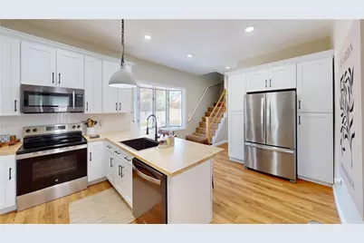 85 Fiat Avenue, Cranston, RI 02910 - Photo 13