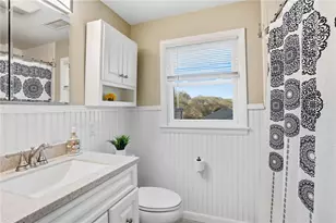 187 Maplewood Dr, East Greenwich, RI 02818 - Photo 27