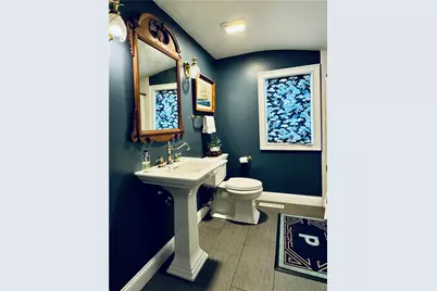 140 Renfrew Avenue, Middletown, RI 02842 - Photo 11