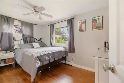 24 Harbor View Road, Portsmouth, RI 02871 - Photo 19