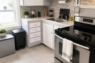 231 Lowell Ave, Providence, RI 02909 - Photo 13