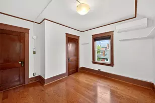 36 Mt Hope Ave, Providence, RI 02906 - Photo 35