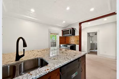 36 Mount Hope Avenue, Providence, RI 02906 - Photo 13
