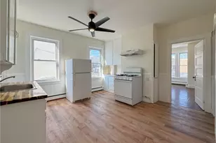 86 Bernon St, Providence, RI 02908 - Photo 5