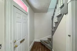 86 Bernon St, Providence, RI 02908 - Photo 3