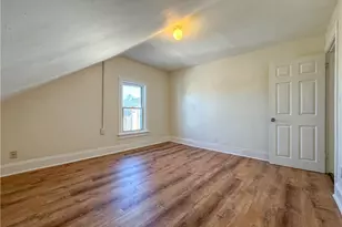 86 Bernon St, Providence, RI 02908 - Photo 15