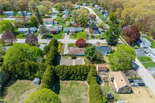 219 Dawn Blvd, Woonsocket, RI 02895 - Photo 27