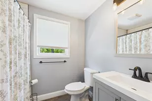 72 Waites Corner Rd, South Kingstown, RI 02892 - Photo 17