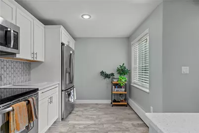 66 Girard Avenue #114, Newport, RI 02840 - Photo 7