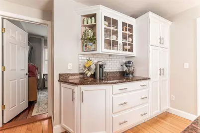 35 Kenyon Street #3, Providence, RI 02903 - Photo 9