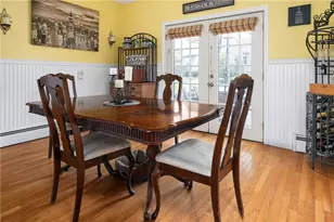 35 Fairview Ave, West Warwick, RI 02893 - Photo 17