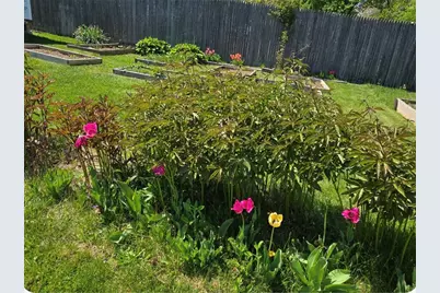35 Fairview Avenue, West Warwick, RI 02893 - Photo 3