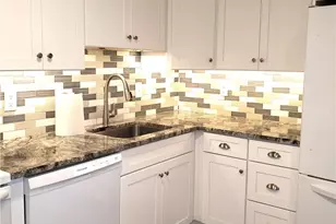 661 Orleans Ct, Warwick, RI 02886 - Photo 9