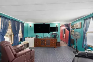 6101 Post Rd, North Kingstown, RI 02852 - Photo 15
