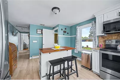 116 Volturno Street, North Providence, RI 02904 - Photo 17