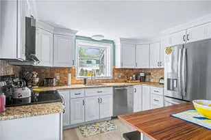 116 Volturno St, North Providence, RI 02904 - Photo 13