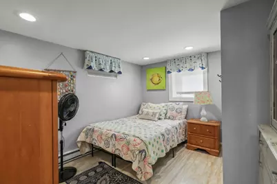 45 Crescent Road, Middletown, RI 02842 - Photo 19