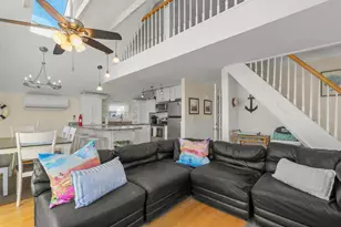 45 Crescent Rd, Middletown, RI 02842 - Photo 33