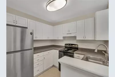 96 Mill Street #303, Woonsocket, RI 02895 - Photo 5