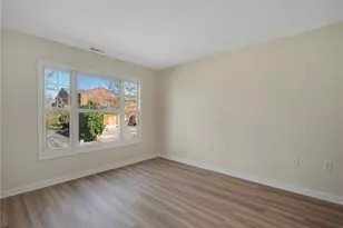 96 Mill St, Woonsocket, RI 02895 - Photo 11
