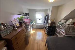 19 Joy St, Providence, RI 02908 - Photo 15