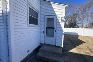 19 Joy St, Providence, RI 02908 - Photo 7