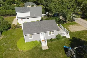 67 Twin Peninsula Ave, South Kingstown, RI 02879 - Photo 3