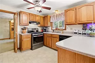30 Wood Cove Dr, Coventry, RI 02816 - Photo 17
