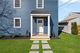 11 Gunning Ct, Middletown, RI 02842 - Photo 7