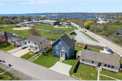 11 Gunning Court, Middletown, RI 02842 - Photo 9