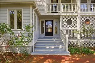 15 Hammersmith Rd, Newport, RI 02840 - Photo 3