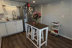 5 Shippen Ave, Warwick, RI 02888 - Photo 17