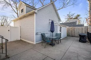 5 Shippen Ave, Warwick, RI 02888 - Photo 7