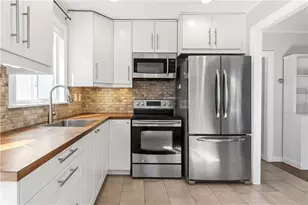 31 W Shore Dr, Exeter, RI 02822 - Photo 17
