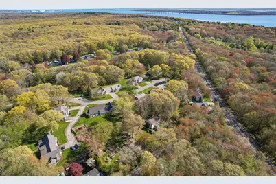 7 Winterberry Road, Narragansett, RI 02882 - Photo 7