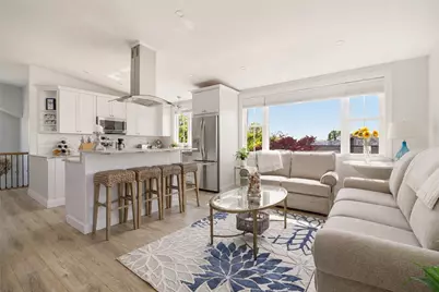 419 Broadway #5, Newport, RI 02840 - Photo 15