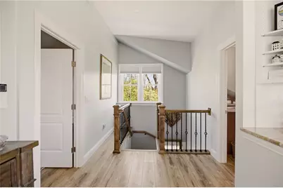 419 Broadway #5, Newport, RI 02840 - Photo 9