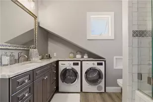 419 Broadway, Newport, RI 02840 - Photo 27